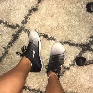 Nike black ombré tennis shoes